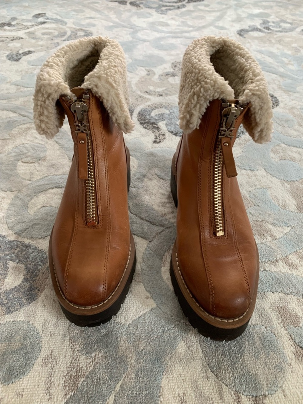 Sam Edelman Chestnut Brown Leather Zip-Front Shearling Cuff Booties, size 5,5